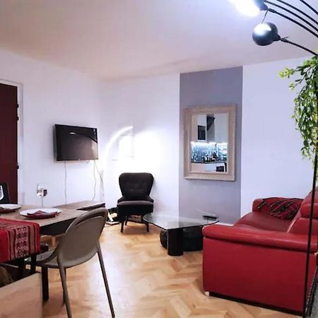 Pretty And Neat Bedroom In My Cosy Appartment. พูโต ภายนอก รูปภาพ